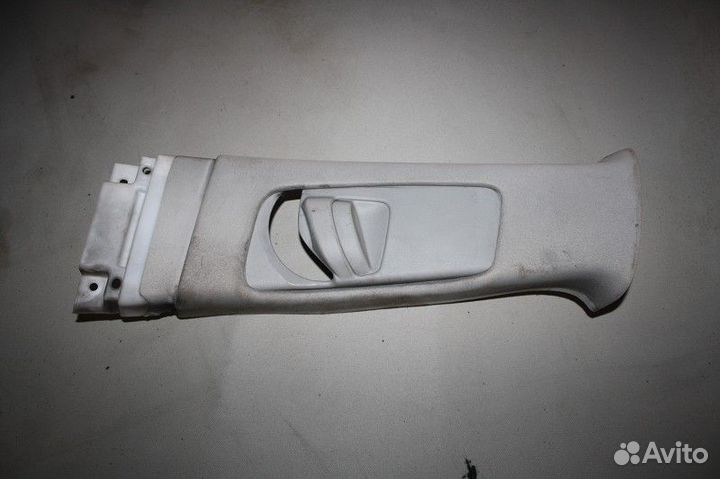Обшивка стойки (средняя верхняя L) toyota avensis