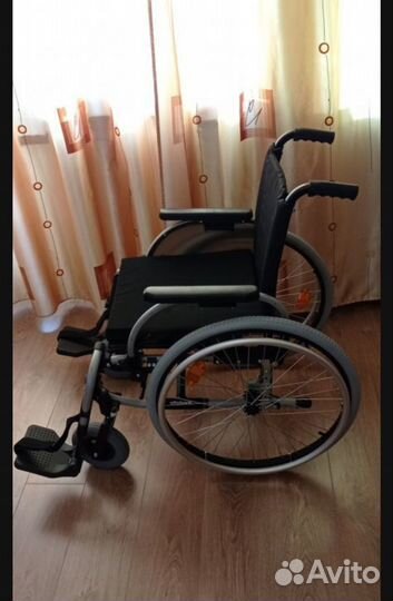Инвалидное кресло коляска