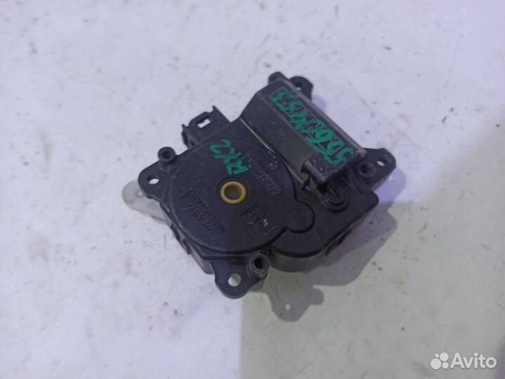 Моторчик заслонки печки