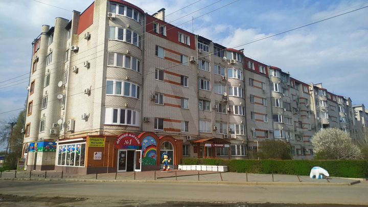 2-к. квартира, 77 м², 4/6 эт.