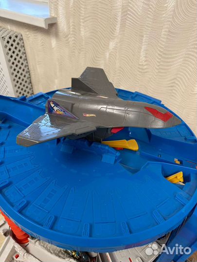 Hot Wheels Garage Super Ultimate Garage FML03