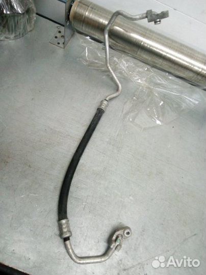 Трубка кондиционера Toyota Avensis 2 хэтчбек 1.8