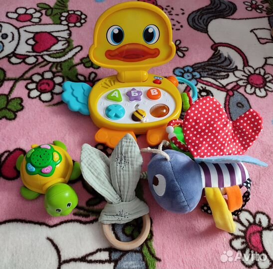 Развивающие игрушки пакетом