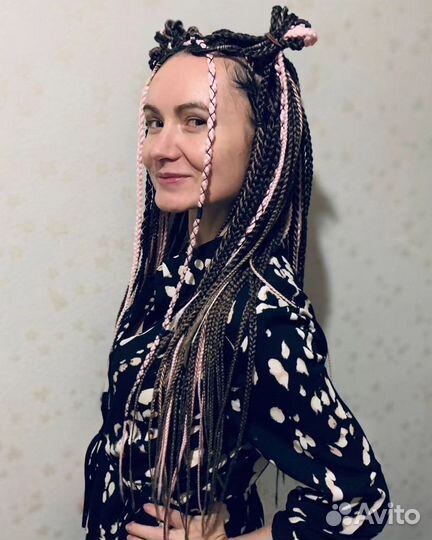 Афроплетение, стрижки и покраски