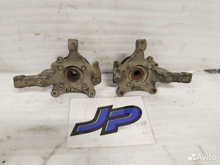 Кулаки поворотные Dodge Caravan 4