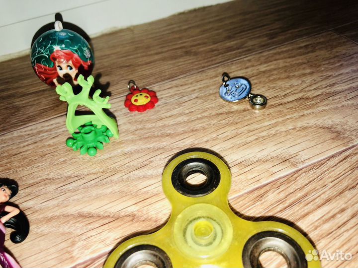 Киндер игрушки