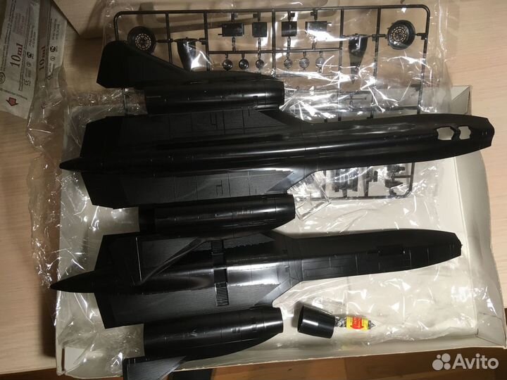 Модель самолета Lockheed SR-71 A Blackbird. 1:72