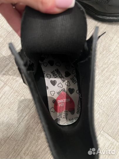 Резиновики Moschino