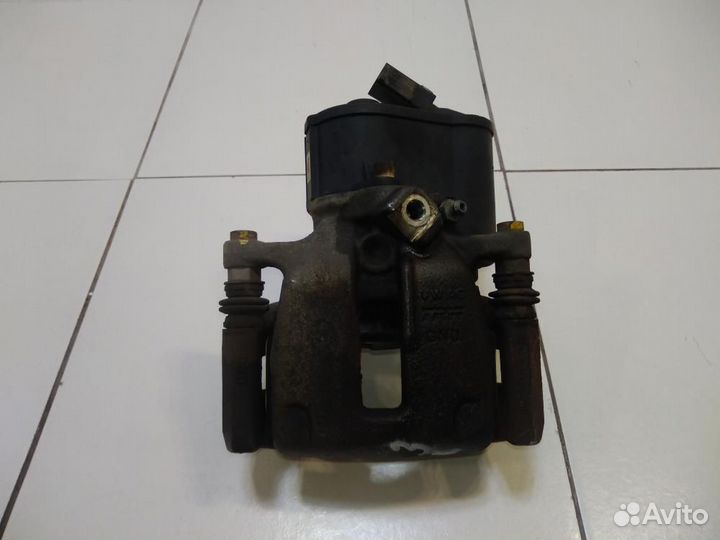 Суппорт задний левый Volkswagen Tiguan 5N1 2007-20