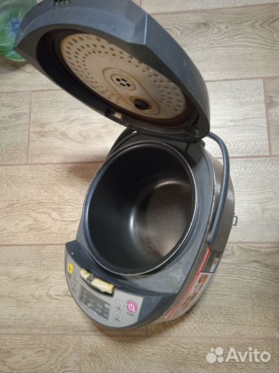 Мультиварка redmond