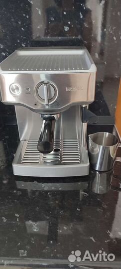 Кофемашина bork 700
