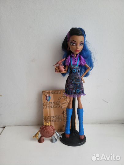 Кукла Монстер Хай Робекка Стим Арт класс