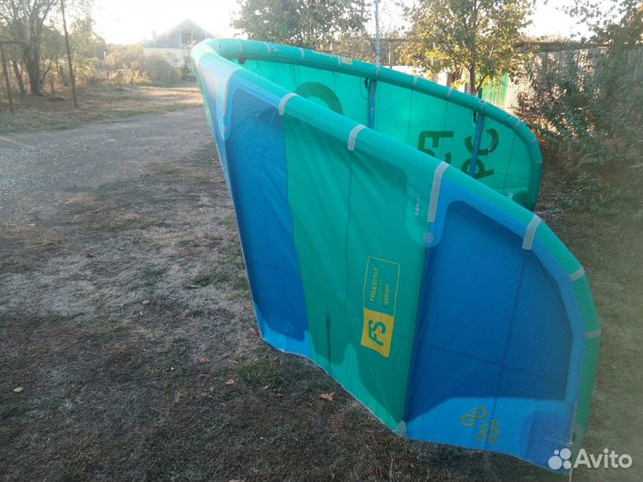 Кайт Eleveight FS 9м 2020 в идеале