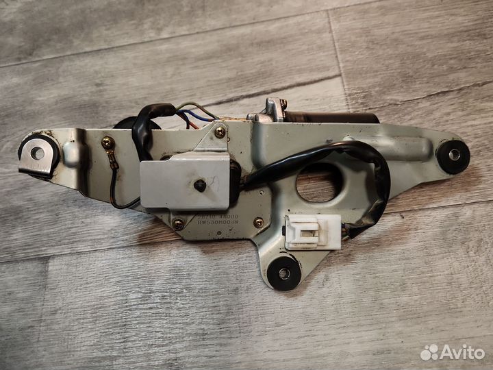 Моторчик заднего дворника nissan serena c24