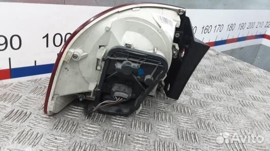 Фонарь задний правый volkswagen touareg 7L (KDN17M