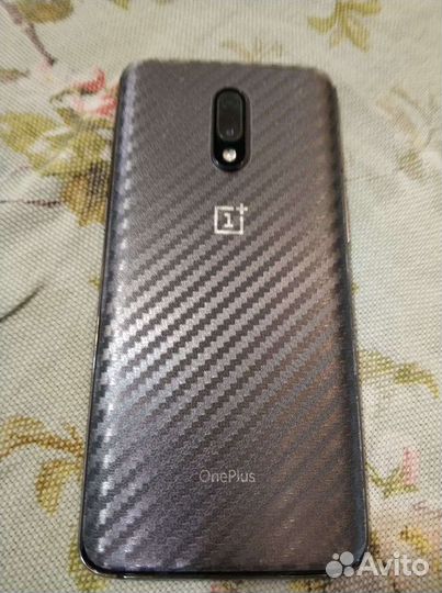 OnePlus7 прочная из углеродного волокна