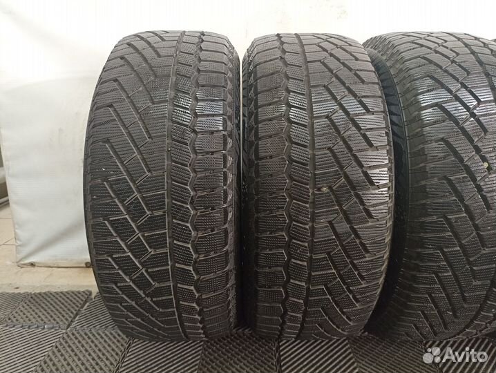 Gislaved Soft Frost 200 SUV 235/55 R17