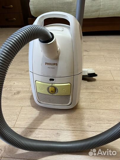 Пылесос philips