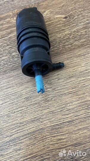 Моторчик стеклоочистителя (насос) VAG