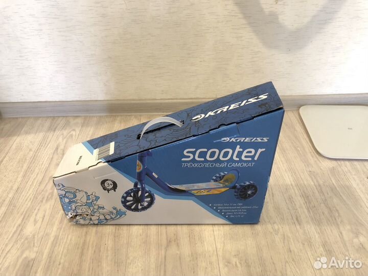 Самокат детский новый
