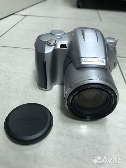 Зеркальный пленочный фотоаппарат Olympus is-5000
