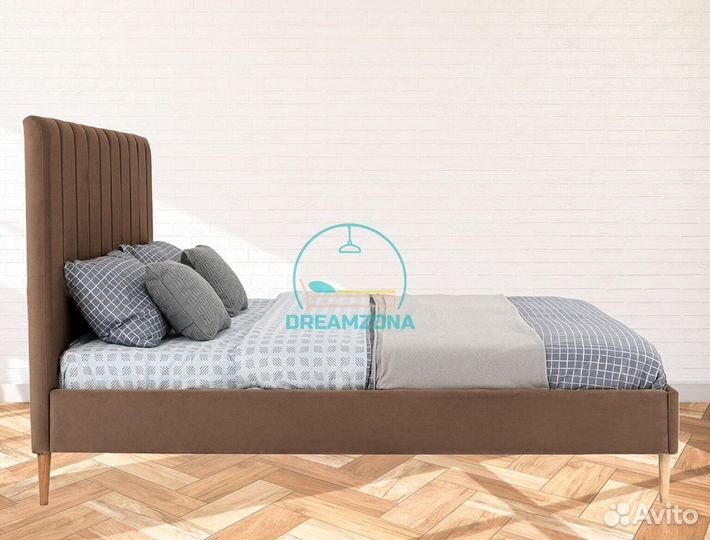 Кровать двуспальная Сиера с мягким изголовьем