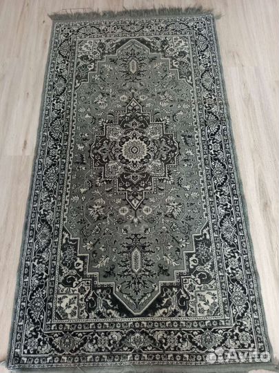 Ковер серый из Туниса