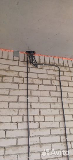 Работа электромонтажника объем