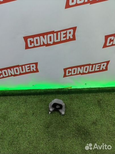 Подушка крепления двигателя Lexus RX450h