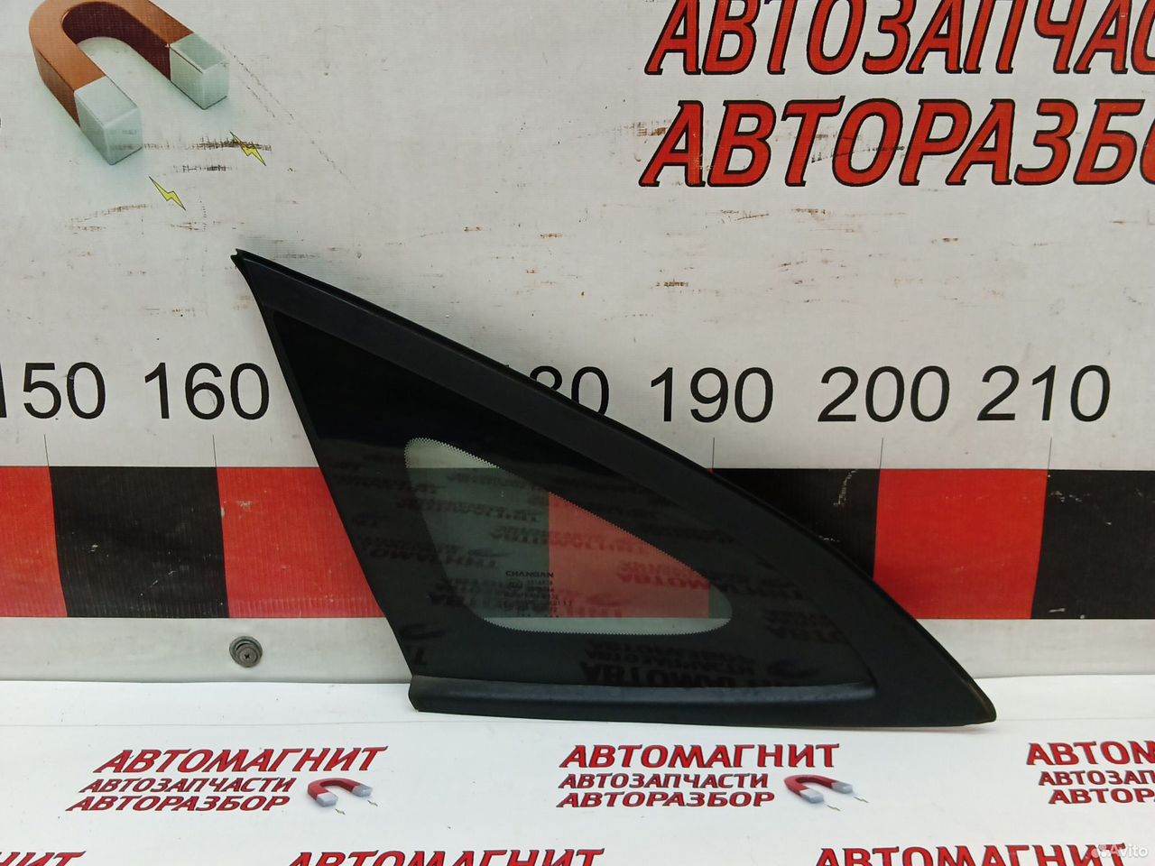 Форточка задняя левая Changan Uni-V