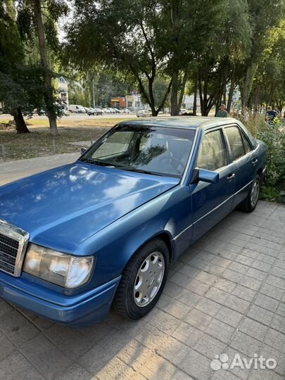 Mercedes-Benz W124 2.3 AT, 1989, 800 000 км