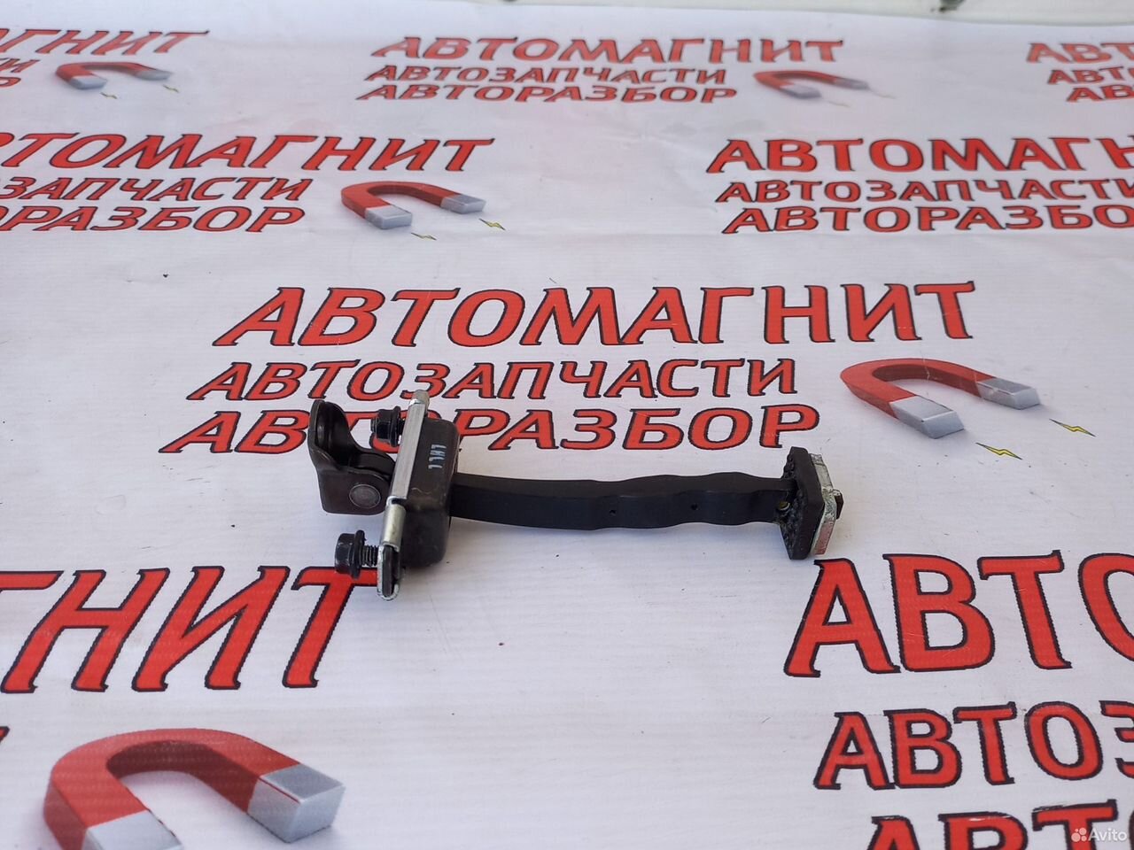 Ограничитель двери передней правой Киа Церато 4 BD