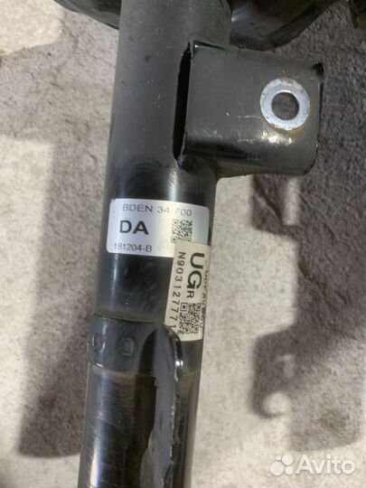 Амортизатор передний Mazda 3 BP.Оригинал