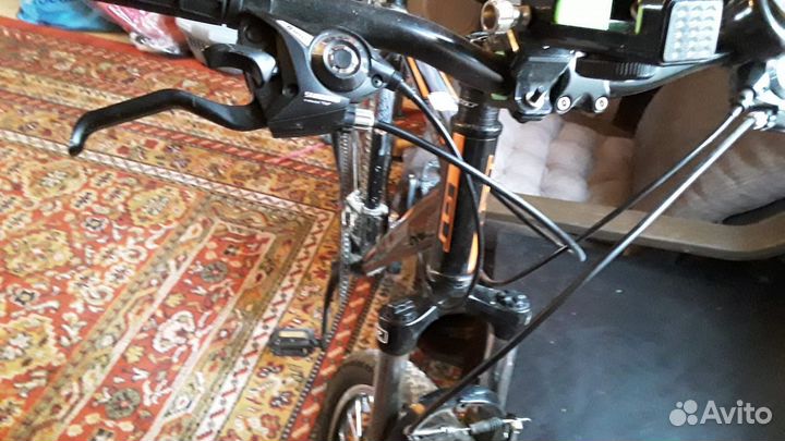 Велосипед GT