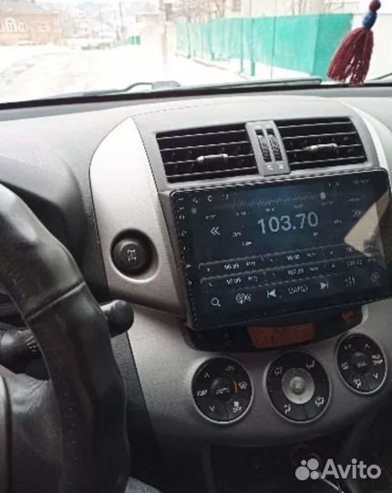 Магнитола Toyota RAV4