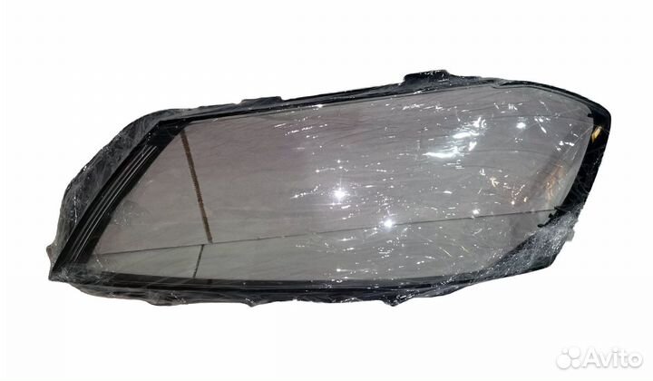 Стекло Фары лев VW Passat B7 2011-2015