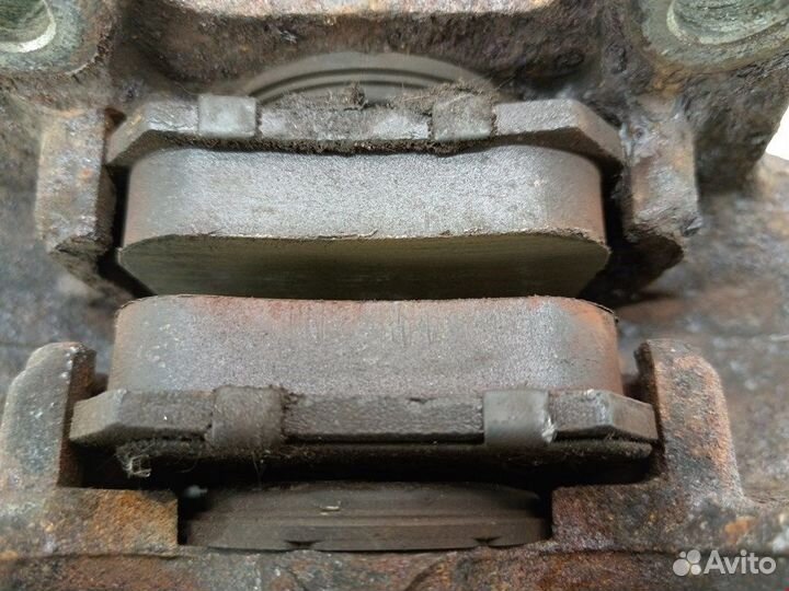 Суппорт задний правый для Opel Vectra B