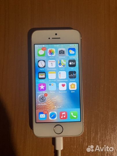 Телефон iPhone se