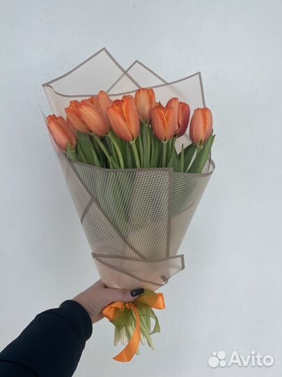 Тюльпаны к 8 марта