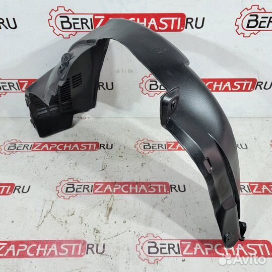 Подкрылок передний правый Kia Soul AM