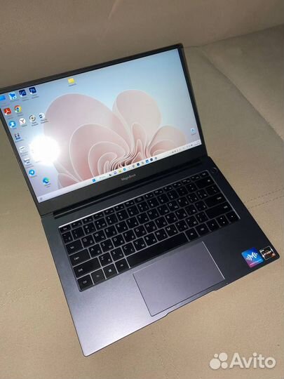 Ноутбук Honor magicbook 14