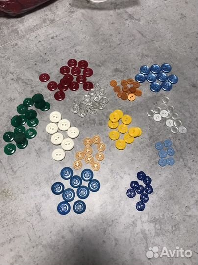Пуговицы
