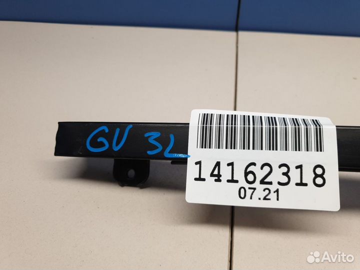 Направляющая стекла задней левой двери Suzuki Gran