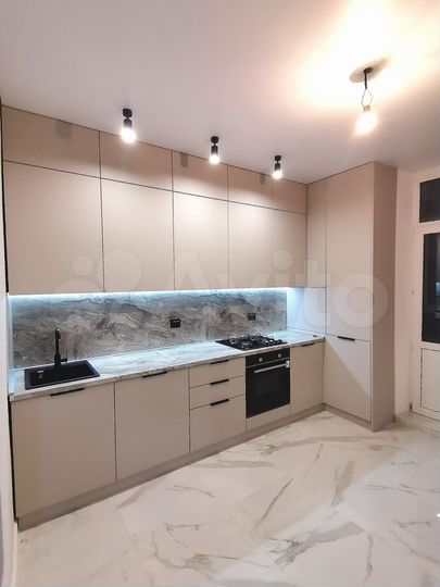2-к. квартира, 55 м², 12/19 эт.