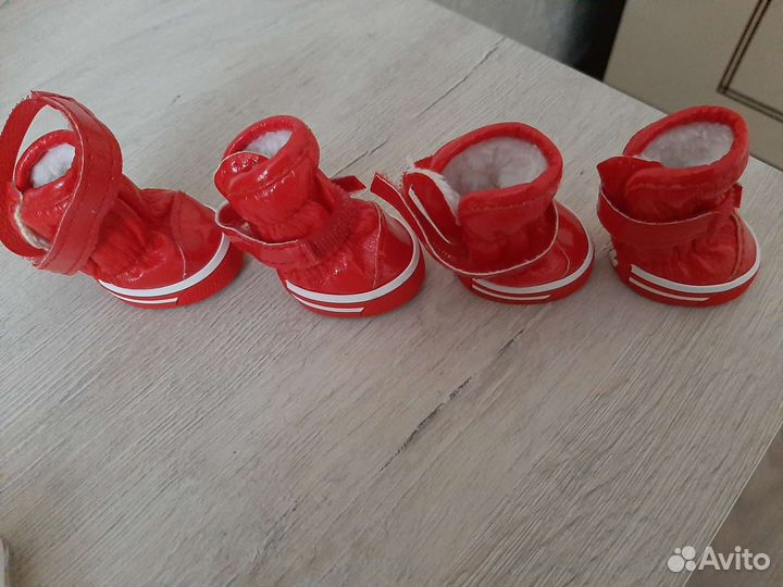 Зимние ботинки для собаки