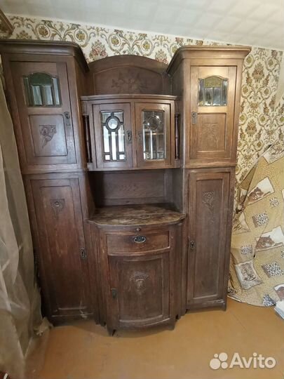 Антикварный буфет