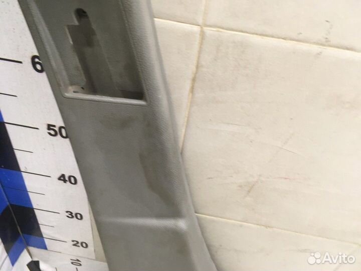 Обшивка стойки Logan 2005-2014