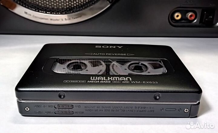 Кассетный плеер Sony Walkman wm ex 633