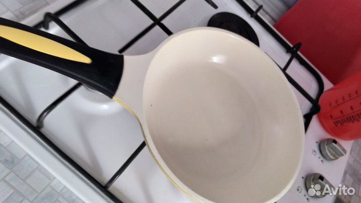 Сковорода антипригарная