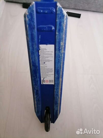 Трюковой самокат 84 см